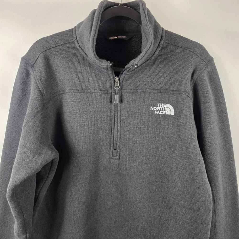 Men's North Face Black Fleece Jacket Size Medium Zip Front White Logo